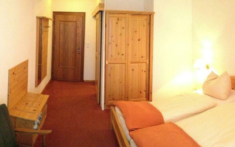 Номер Стандарт, Pension Lipicer