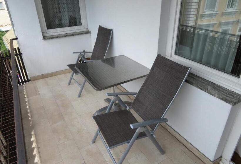 Апартаменты 3 Спальни, Pension Lipicer