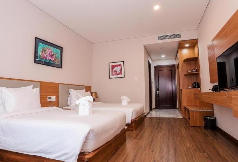 اتاق لوکس, Elephants