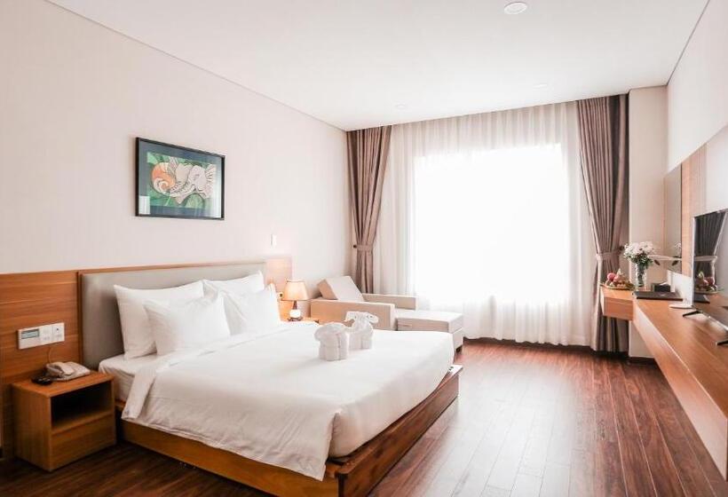 اتاق لوکس, Elephants