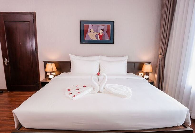 اتاق سوپریور, Elephants