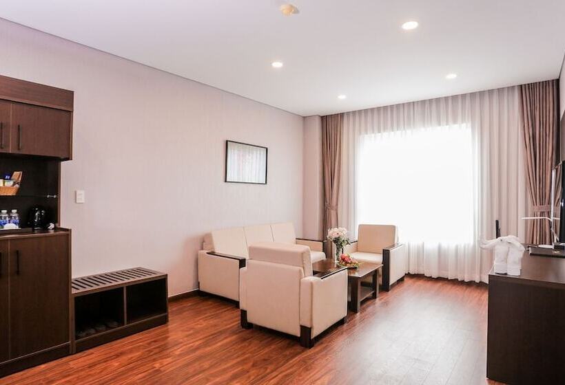 اتاق سوپریور, Elephants