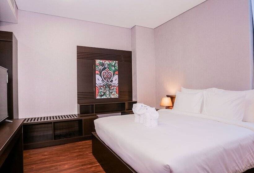 اتاق سوپریور, Elephants