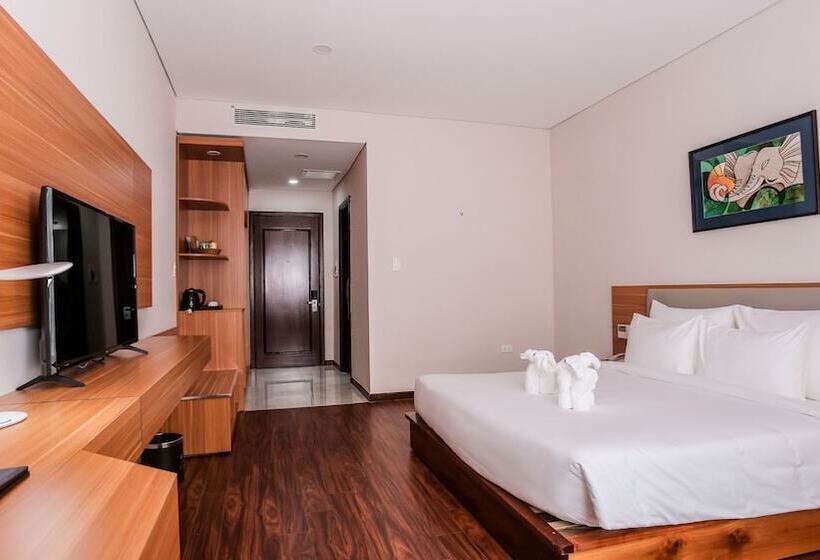 اتاق سوپریور, Elephants