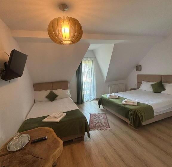 バルコニー付きスタンダードルーム, Pensiunea Rancaski