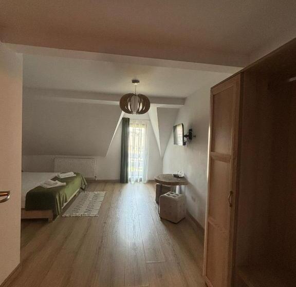 バルコニー付きスタンダードルーム, Pensiunea Rancaski