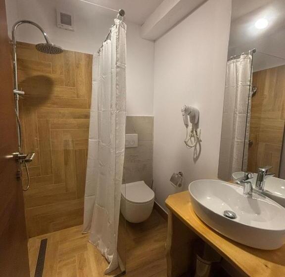 バルコニー付きスタンダードルーム, Pensiunea Rancaski