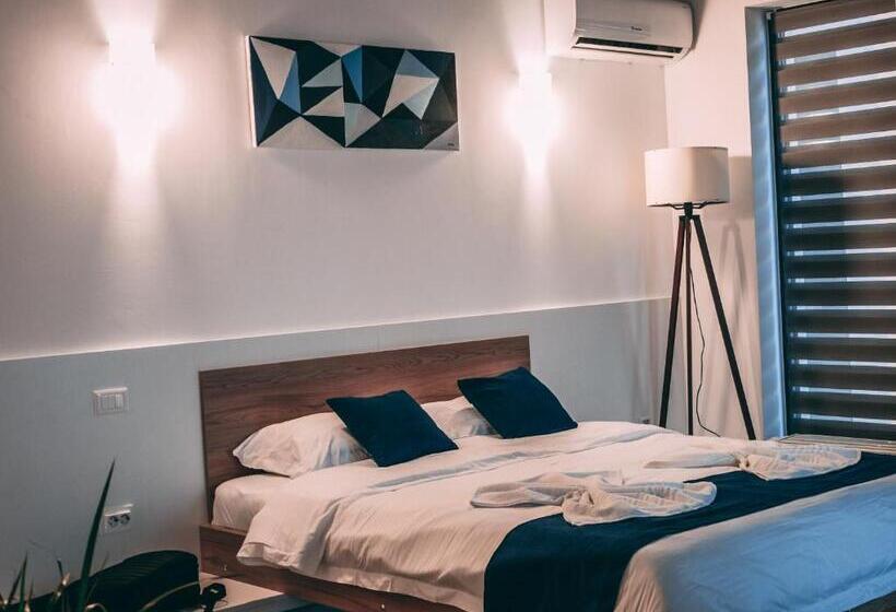 סטודיו דלוקס, Puzzle Apartaments&studios