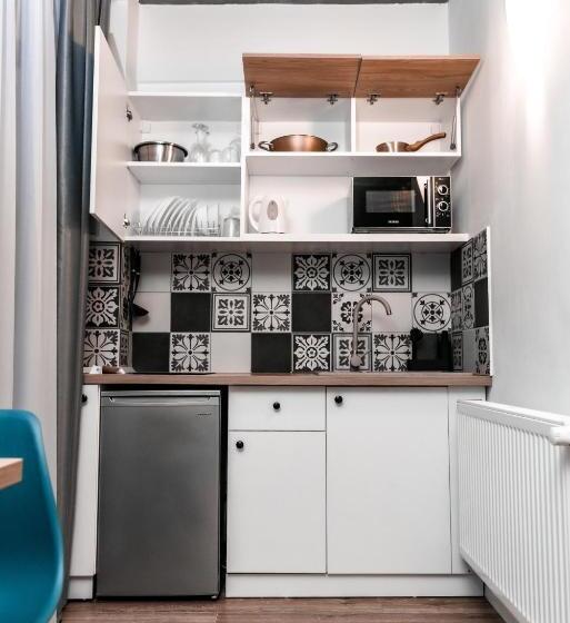 デラックススタジオ, Puzzle Apartaments&studios