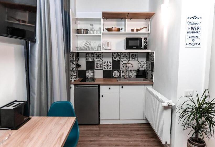 סטודיו דלוקס, Puzzle Apartaments&studios