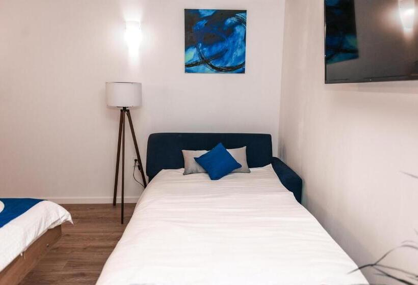 סטודיו סטנדרט עם מרפסת, Puzzle Apartaments&studios