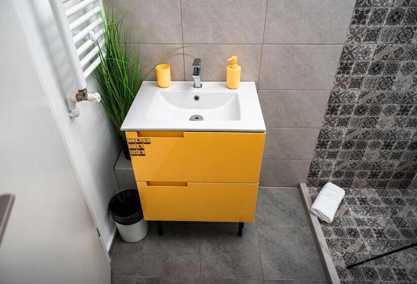 דירת שני חדרים, Puzzle Apartaments&studios