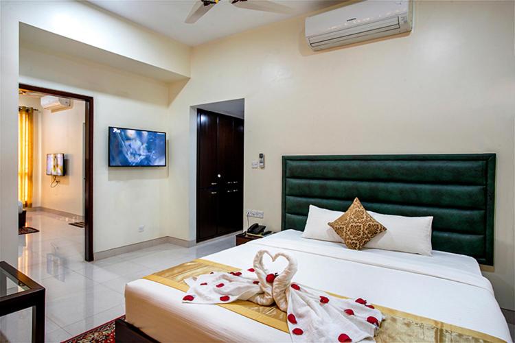 سوییت خانوادگی, Grand Mostafa Hotel Ababil