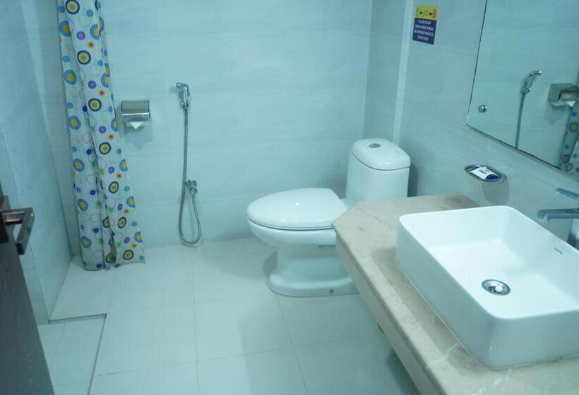 سوئیت با تخت بزرگ, Grand Mostafa Hotel Ababil