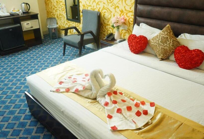 سوئیت با تخت بزرگ, Grand Mostafa Hotel Ababil
