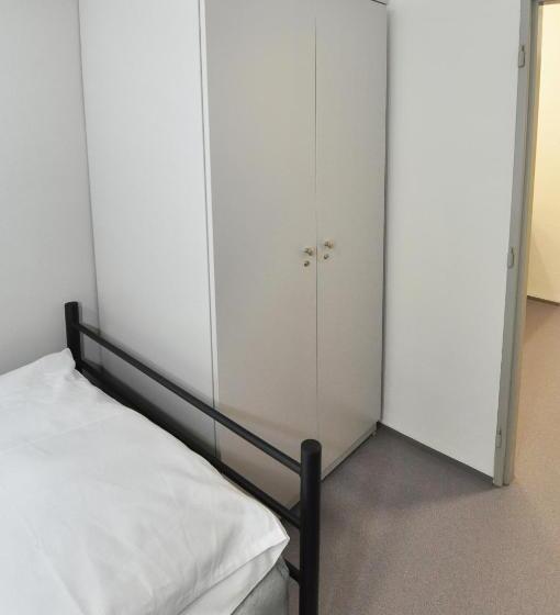 Четырехместный Номер Стандарт, Hostel Tereza Břeclav