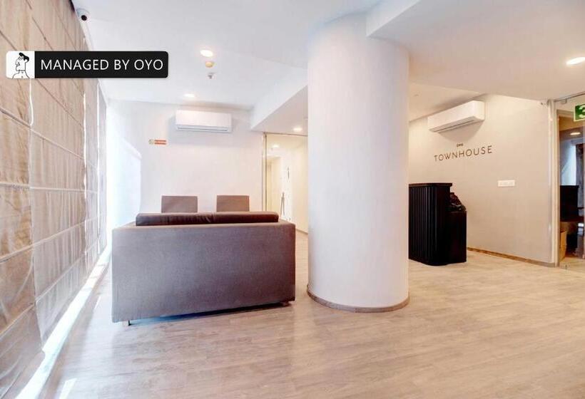 חדר סטנדרט, Super Townhouse Akota Vadodara