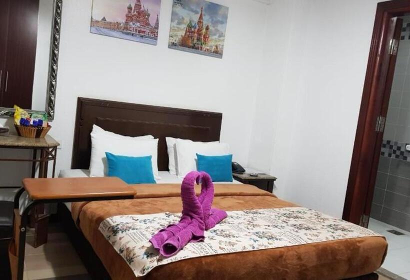 اتاق استاندارد چهار تخته, Tulip 6 Of October