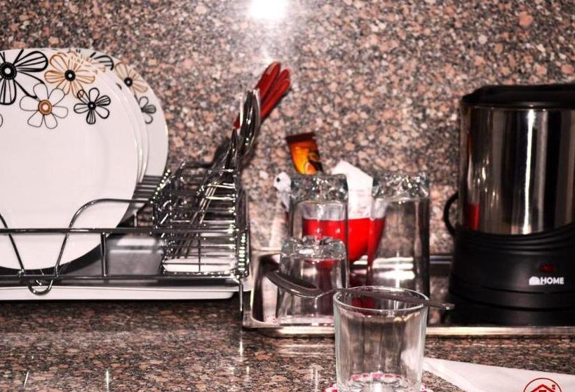 سوییت خانوادگی, Tulip 6 Of October