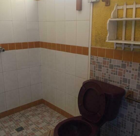 اتاق لوکس یک تخته, Amigo