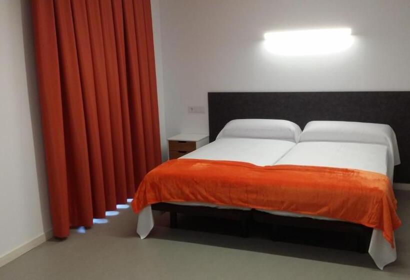 标准间, Epsilon Alcañiz