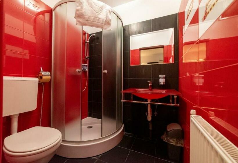 חדר סטנדרט, Escala Rooms