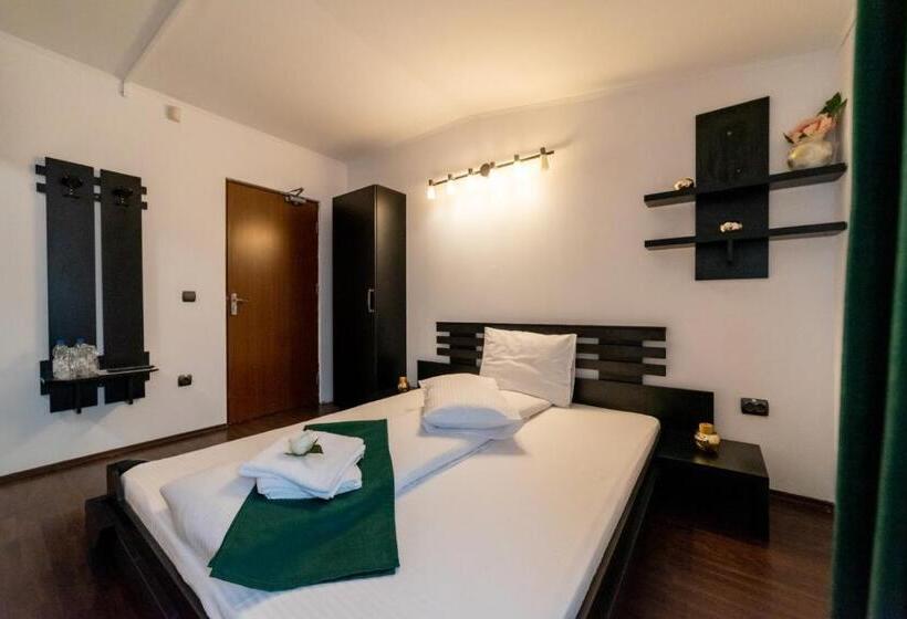 חדר סטנדרט, Escala Rooms