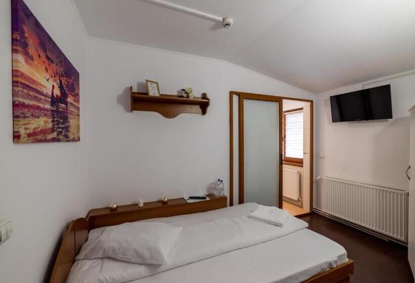 חדר סטנדרט יחיד, Escala Rooms