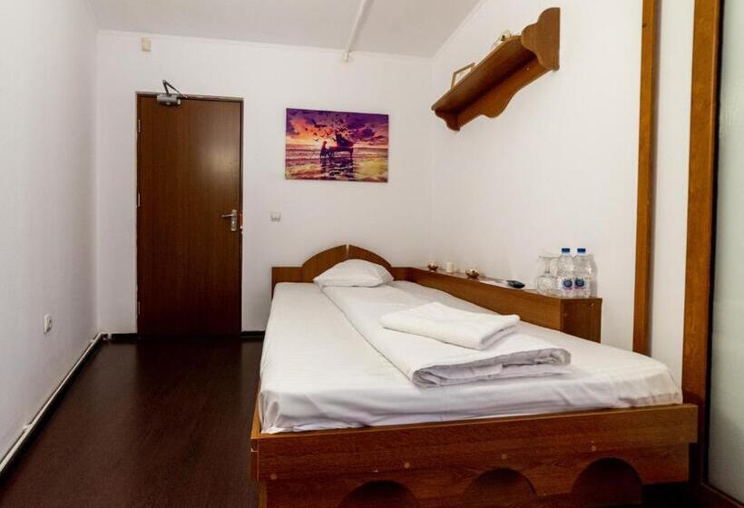 חדר סטנדרט יחיד, Escala Rooms