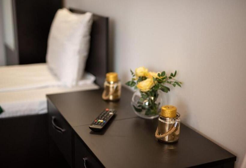 חדר סטודיו סטנדרד, Escala Rooms