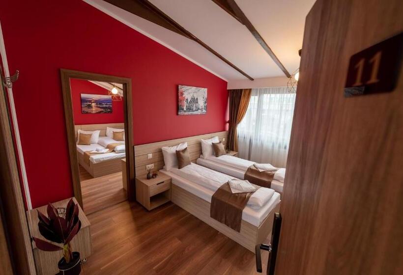 Четырехместный Номер Deluxe, Escala Rooms