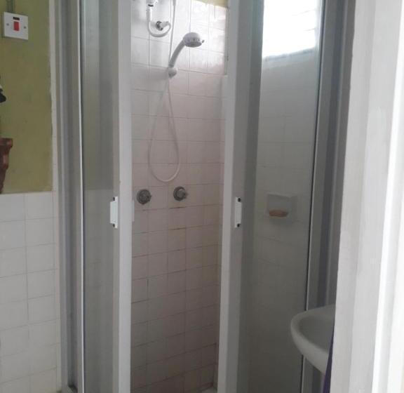 اتاق لوکس با بالکن, Seacastle Deluxe Studio