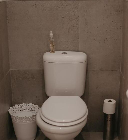 غرفة عائلية, Villa Rose Guesthouse & Venue