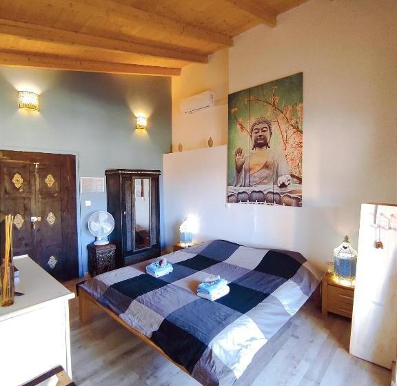 带大床的标准间, Casa Pura Vida