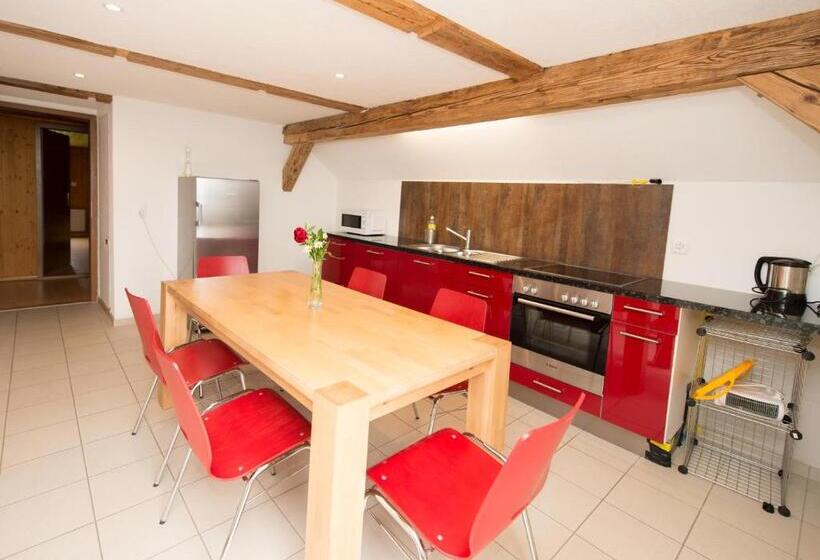 شقة غرفتين نوم مزودة بتراس, Bed And Breakfast Huobschür