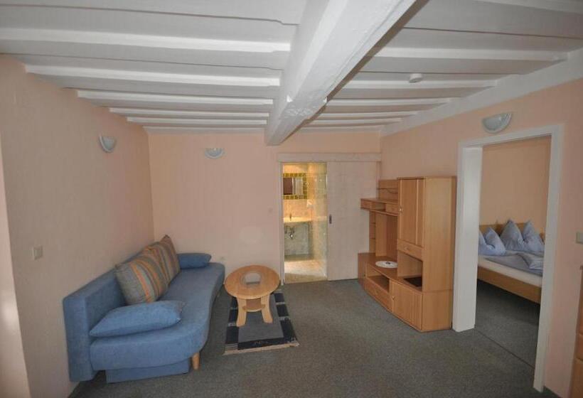 جناح, Gasthof Zum Kramer