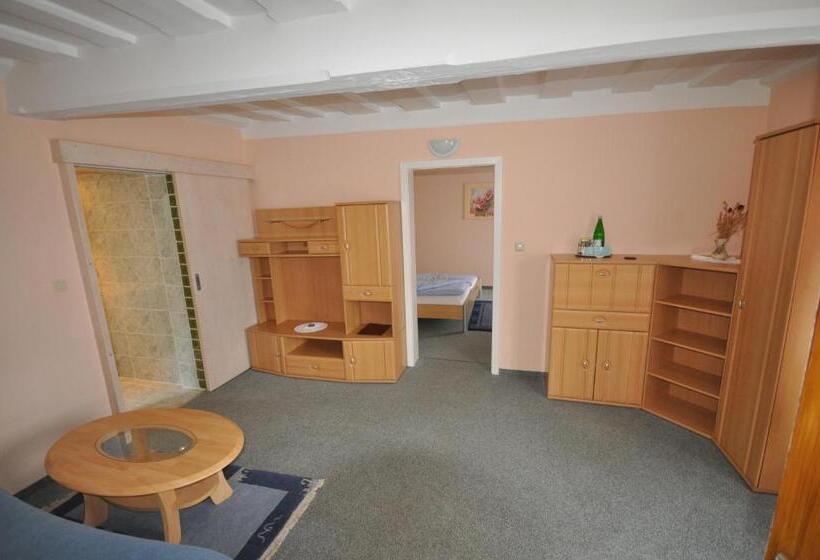 جناح, Gasthof Zum Kramer