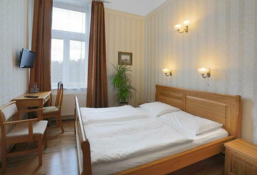 חדר דלוקס, štekl   Hrubá Skála