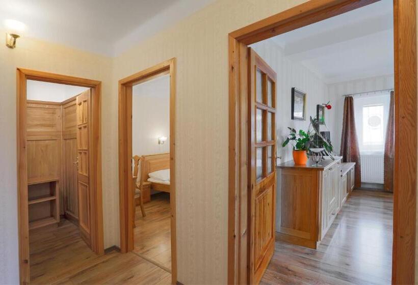 סוויטה, štekl   Hrubá Skála