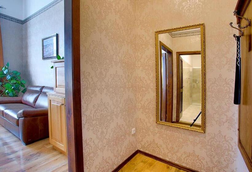 סוויטה, štekl   Hrubá Skála