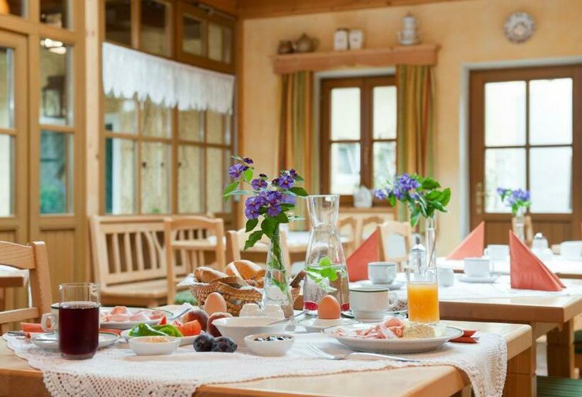 Номер Стандарт с Балконом, Weingut Schauer