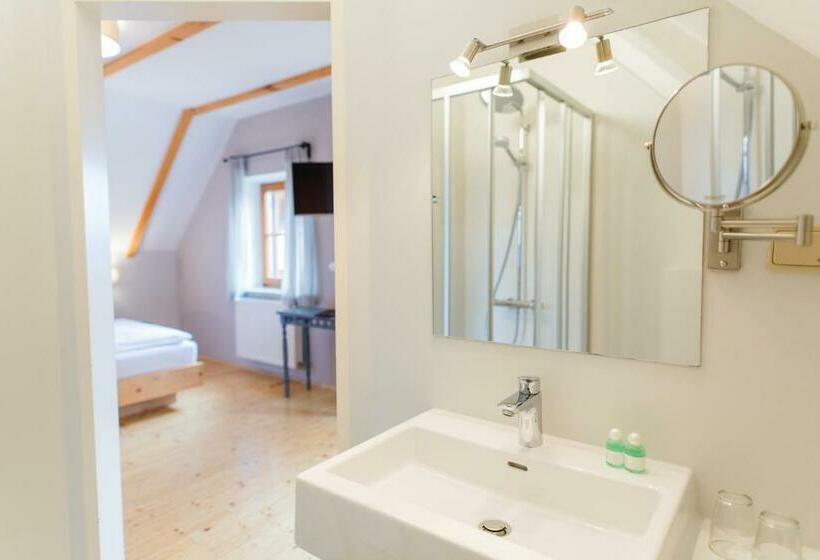 Номер Стандарт с Балконом, Weingut Schauer