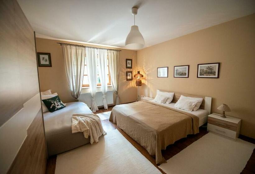 غرفة ديلوكس, Patakház Nagybörzsöny