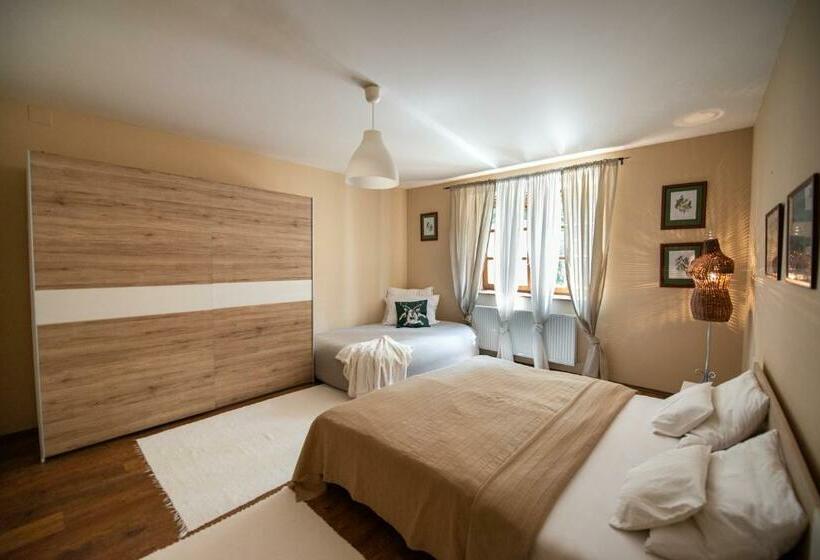 غرفة ديلوكس, Patakház Nagybörzsöny