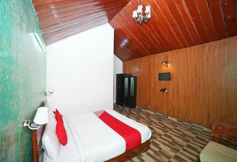 Deluxe Kolmen Hengen Huone, Tathastu Resort