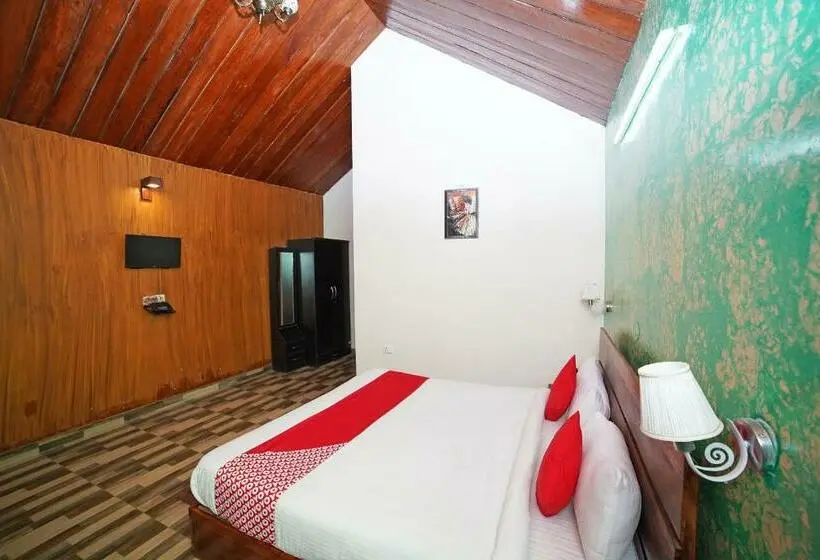 Deluxe Kolmen Hengen Huone, Tathastu Resort
