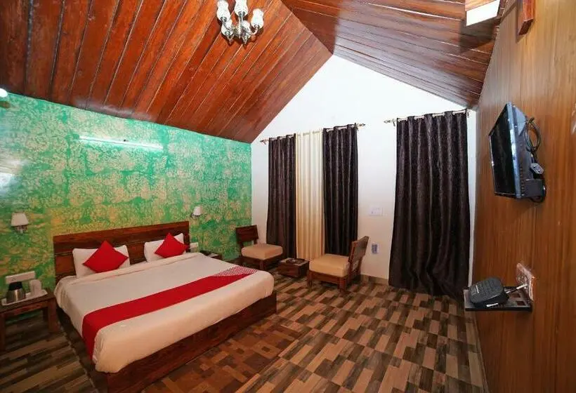 Deluxe Kolmen Hengen Huone, Tathastu Resort
