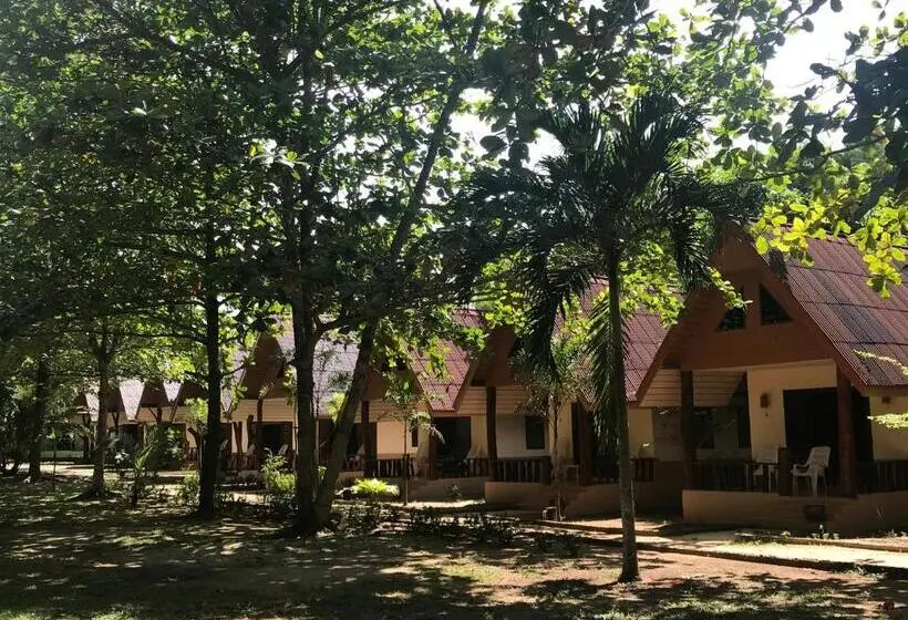 Perhehuone, Season Bungalow