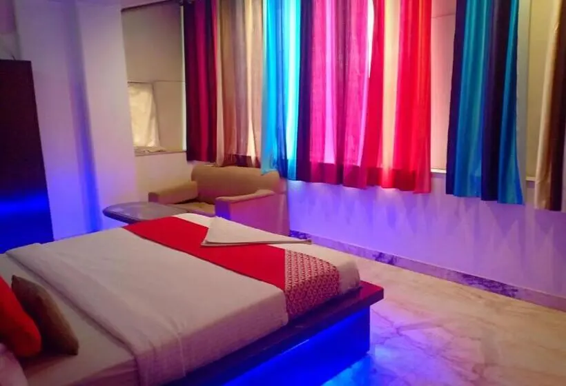 اتاق استاندارد چهار تخته, King Delhi Airport