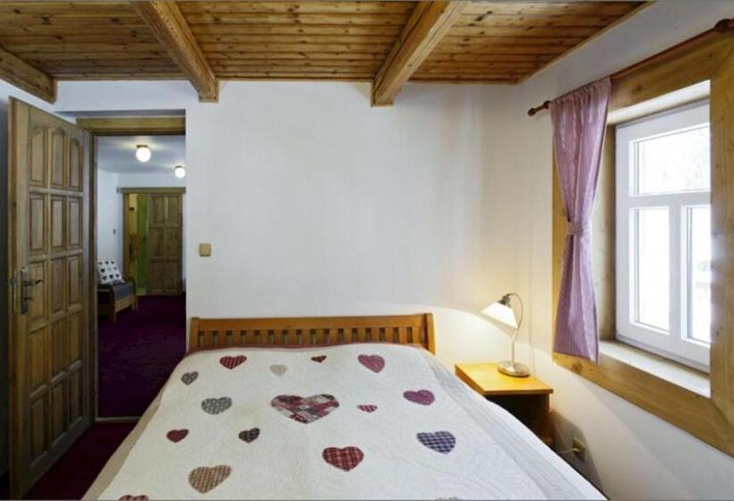 חדר אקונומי לארבעה, Penzion Marienka